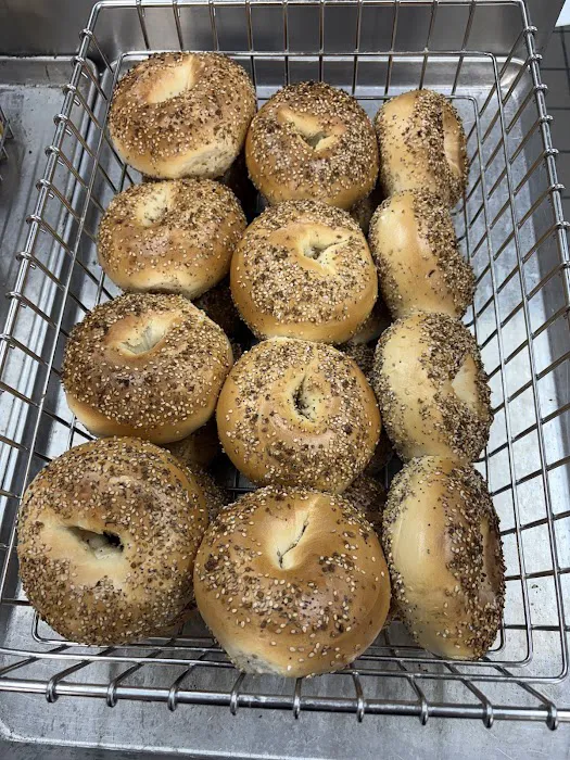 B&B BAGELS Picture 7