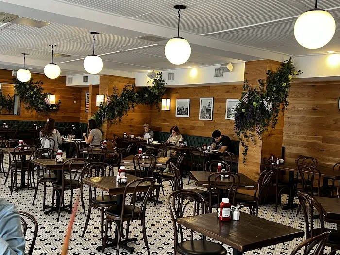 Green Kitchen 70th Street Picture 4