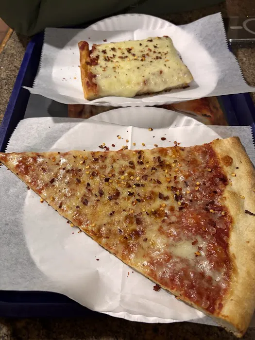 Mariella Pizza Picture 6