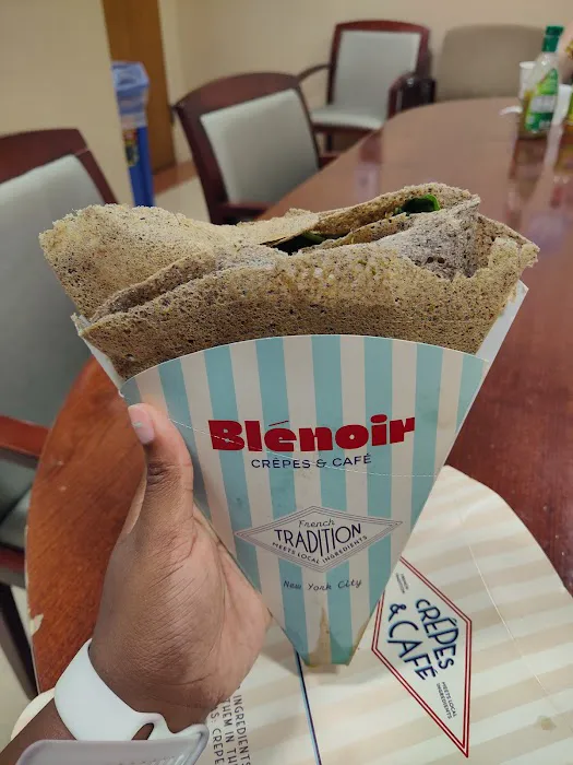 Vive La Crepe Picture 5