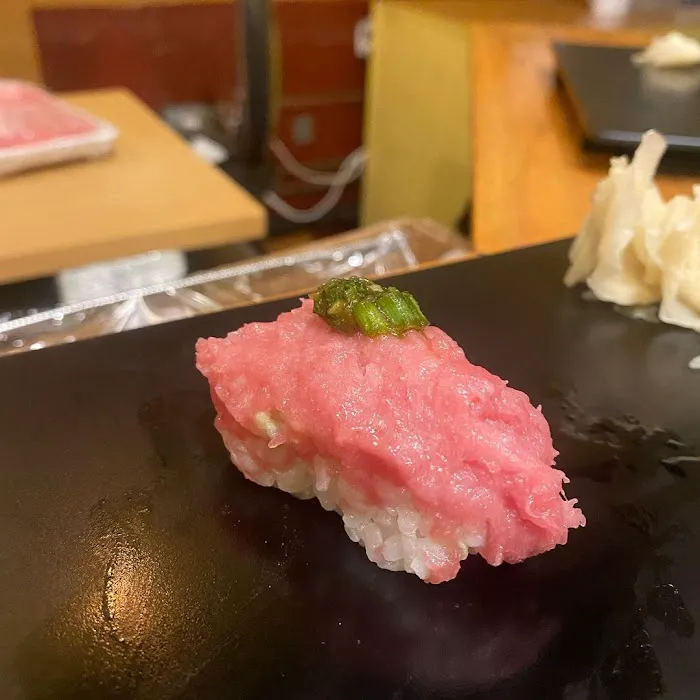 Tanoshi Sushi Sake Bar Picture 3