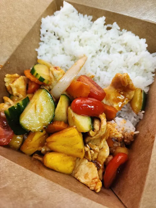 Talung Thai Kitchen Food Truck Picture 9