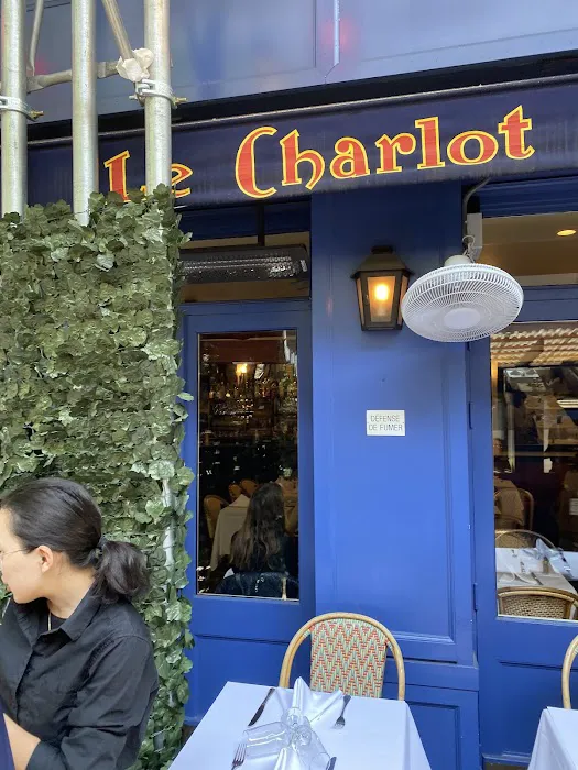Le Charlot Picture 1
