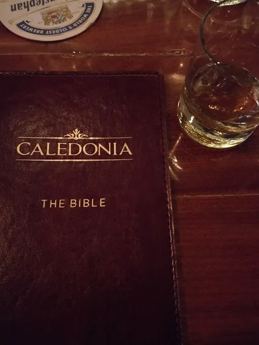 Caledonia Bar Picture 8