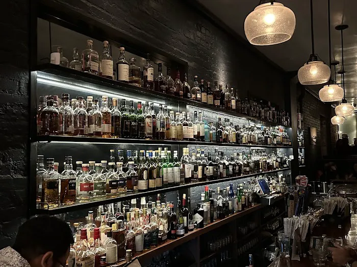 Caledonia Bar Picture 3