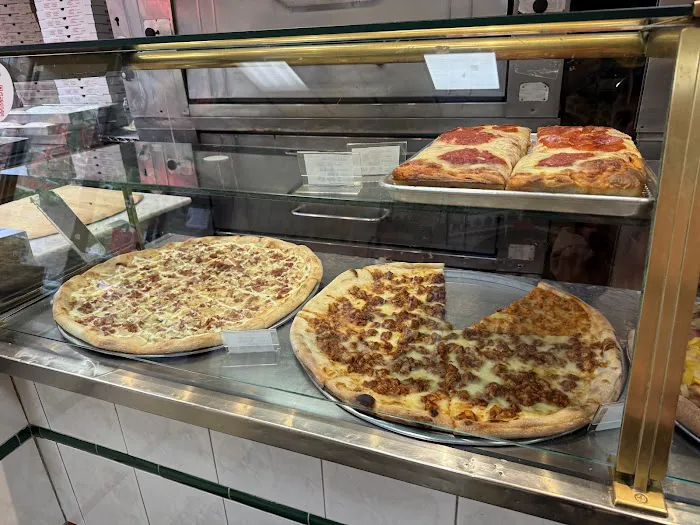 Famous Original Ray's Pizza Picture 4