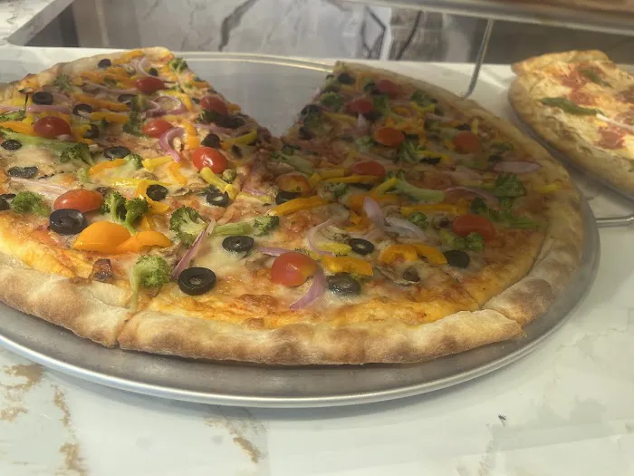 La Pizza Italia Picture 6