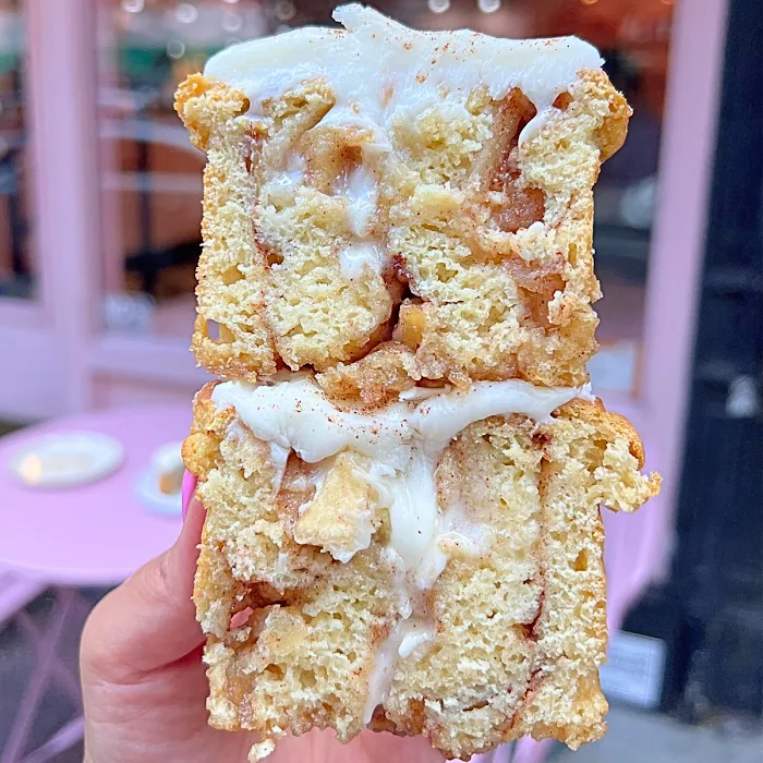 Posh Pop Bakeshop Picture 6
