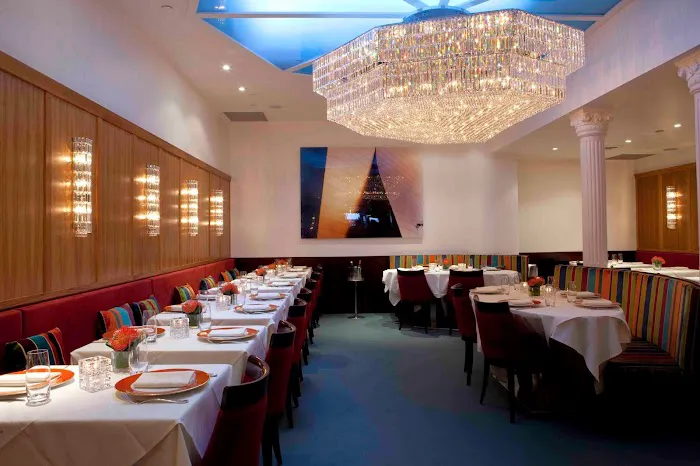Sant Ambroeus Madison Picture 5