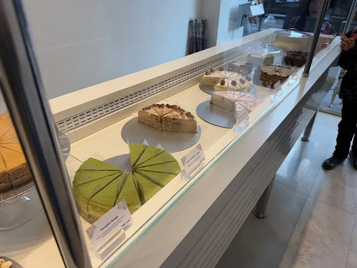 Lady M Cake Boutique - Upper East Side Picture 6