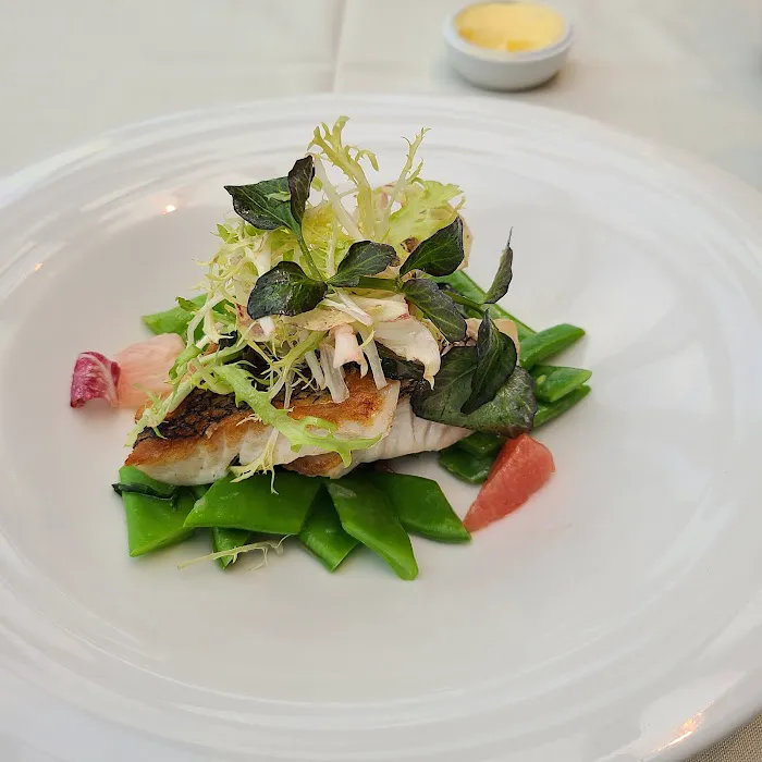 The Met Dining Room Picture 6