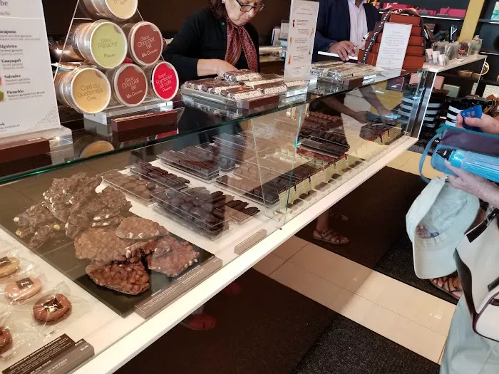 La Maison du Chocolat Madison Picture 3