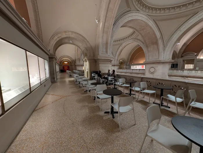 The Great Hall Balcony Cafe Picture 9