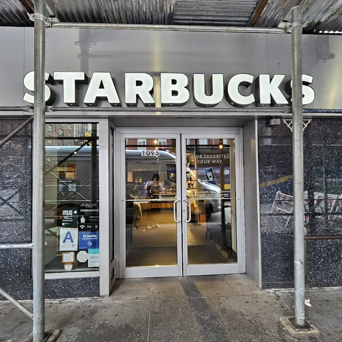 Starbucks Picture 3