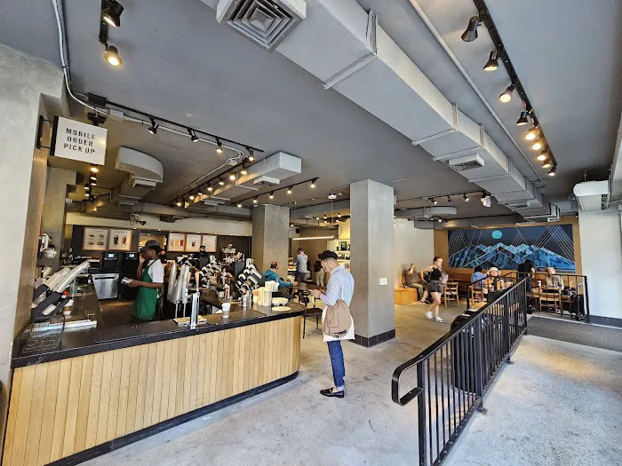 Starbucks Picture 5
