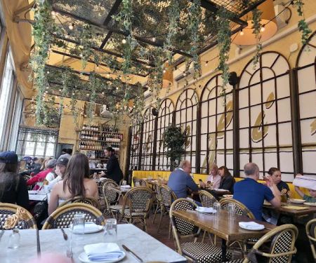 Serafina Fabulous Pizza 79th (UES)