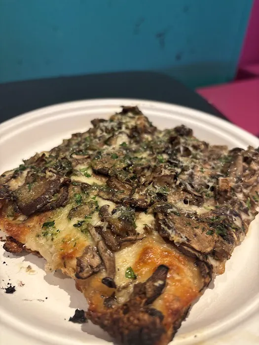 Unregular Pizza Picture 5