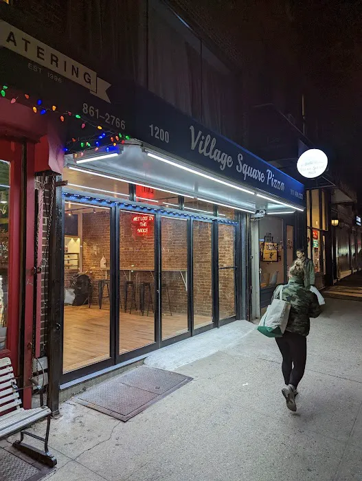 Village Square Pizza - Upper East Side Picture 6