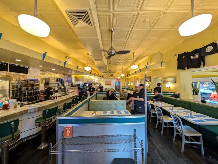 EJ's Luncheonette Picture 6