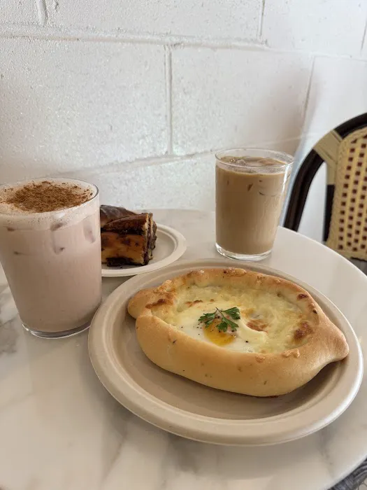 Cafe Aviva Picture 1
