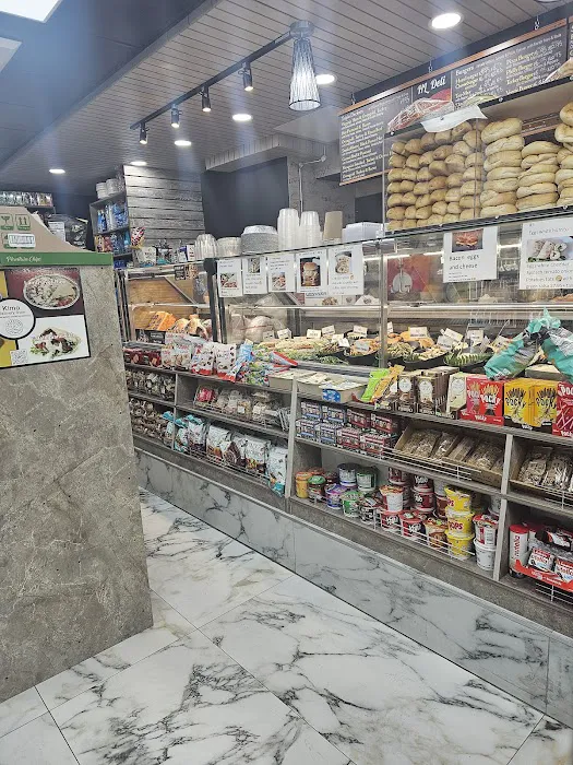 HL Deli Picture 4