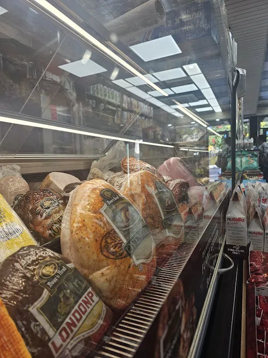 HL Deli Picture 2