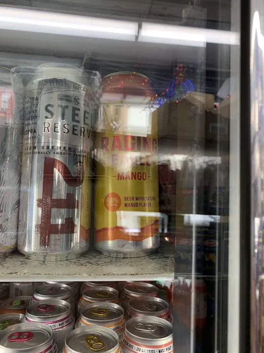 Market Deli & Grocery Picture 2