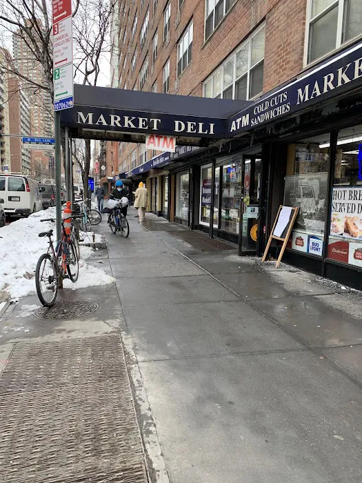 Market Deli & Grocery Picture 3