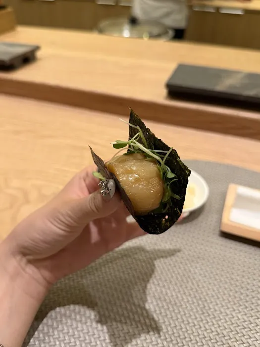Sushi Akira Picture 2