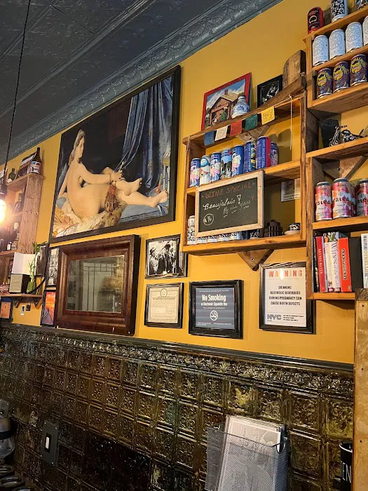 Ed’s Elbow Room Picture 8
