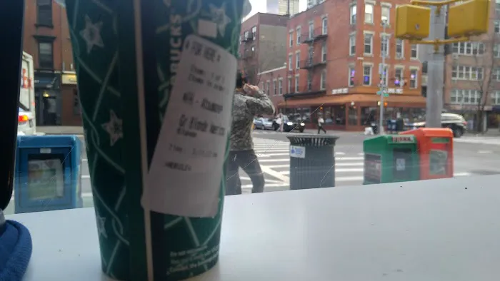 Starbucks Picture 6