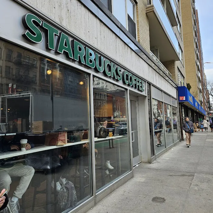 Starbucks Picture 10