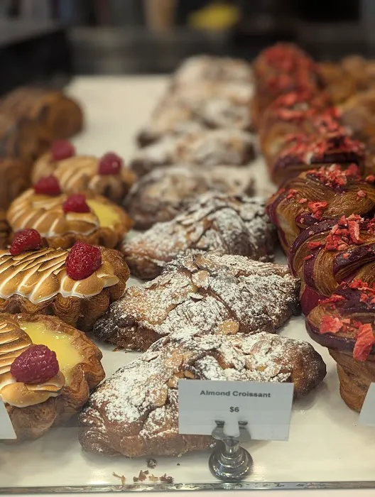 Julien Boulangerie Picture 6