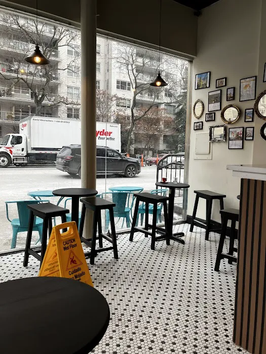Zuri Coffee Picture 1