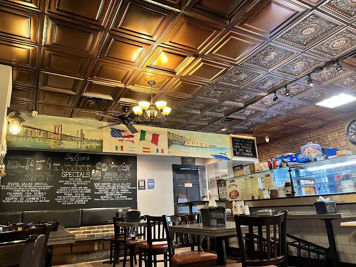 Salvo’s Pizza Bar Picture 8