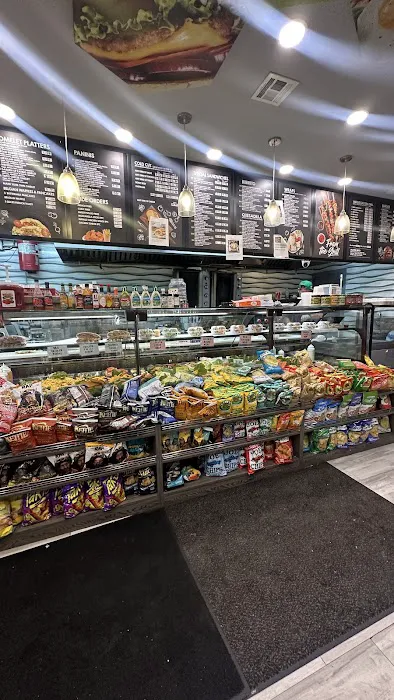 Nada Deli Shawarma Picture 1