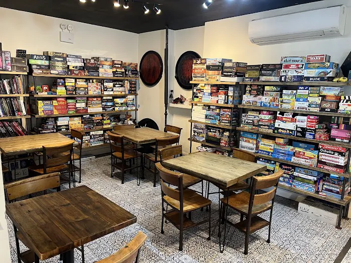 Chaotic Good Cafe Picture 9
