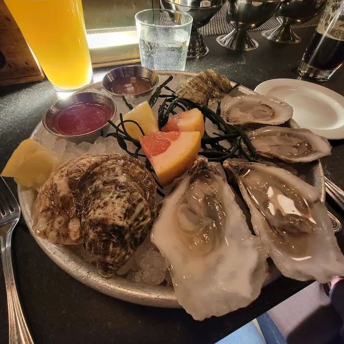 Crave Fishbar Upper West Side | Raw Bar & Seafood restaurant Picture 10