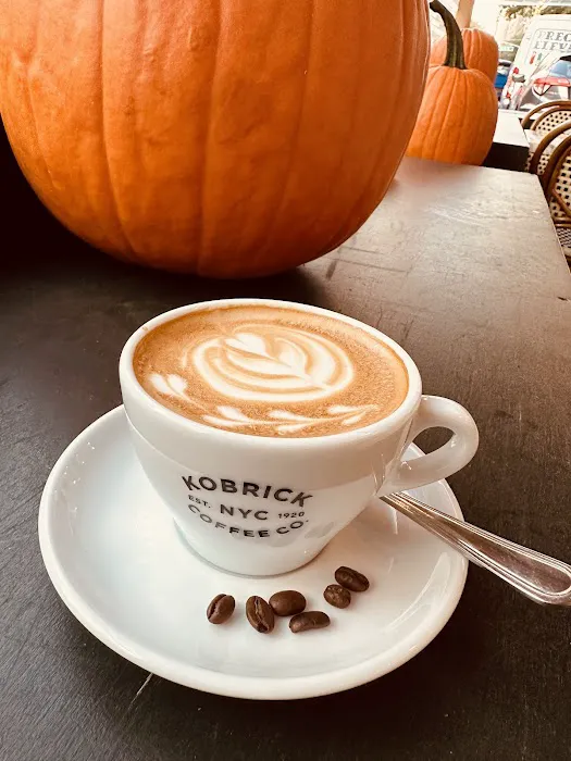 French Roast Picture 7