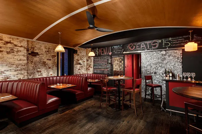 e's BAR Picture 1