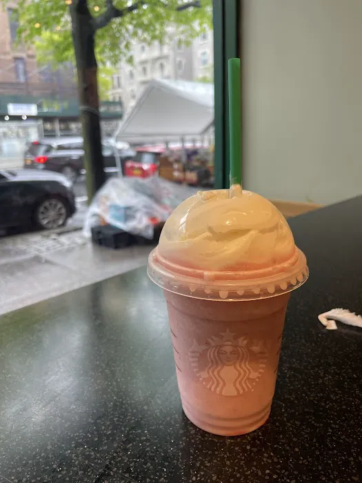 Starbucks Picture 4
