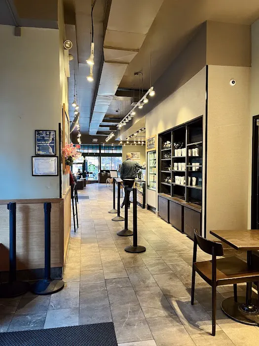 Starbucks Picture 7
