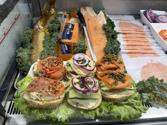 Broad Nosh Bagels Deli & Catering Picture 5