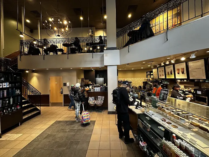 Starbucks Picture 3