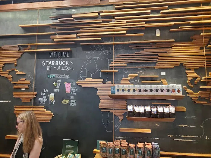 Starbucks Picture 9
