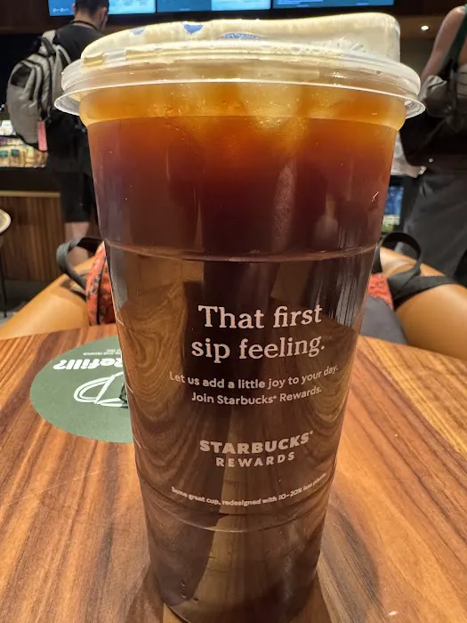 Starbucks Picture 6