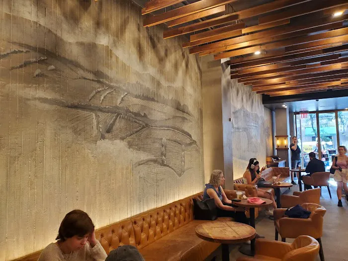 Starbucks Picture 2