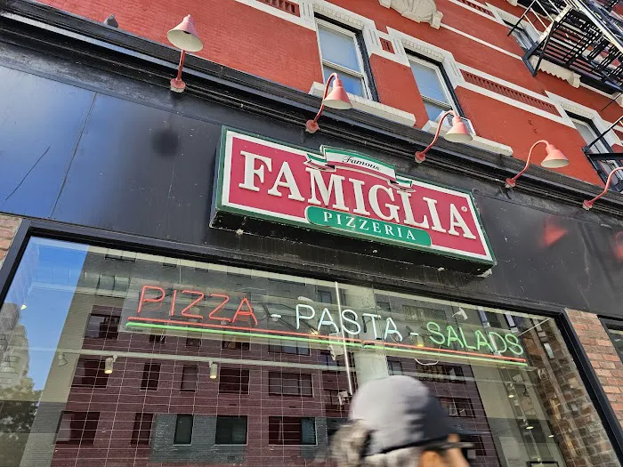 Famous Famiglia Picture 8