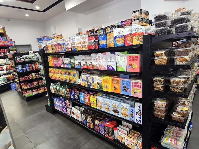 Lexington Marketplace Picture 7