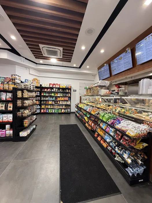 Lexington Marketplace Picture 4